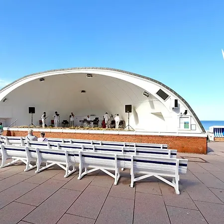 Erleben Sie Ihren Urlaub Im Zentral Gelegenen Apartmenthaus „strandburg Im Herzen Von Westerland